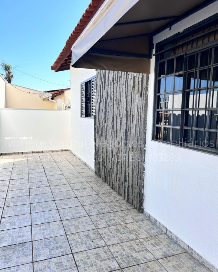 Casa à venda com 2 quartos - Foto 1