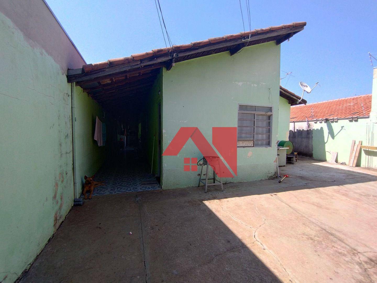 Casa à venda com 3 quartos, 90m² - Foto 1