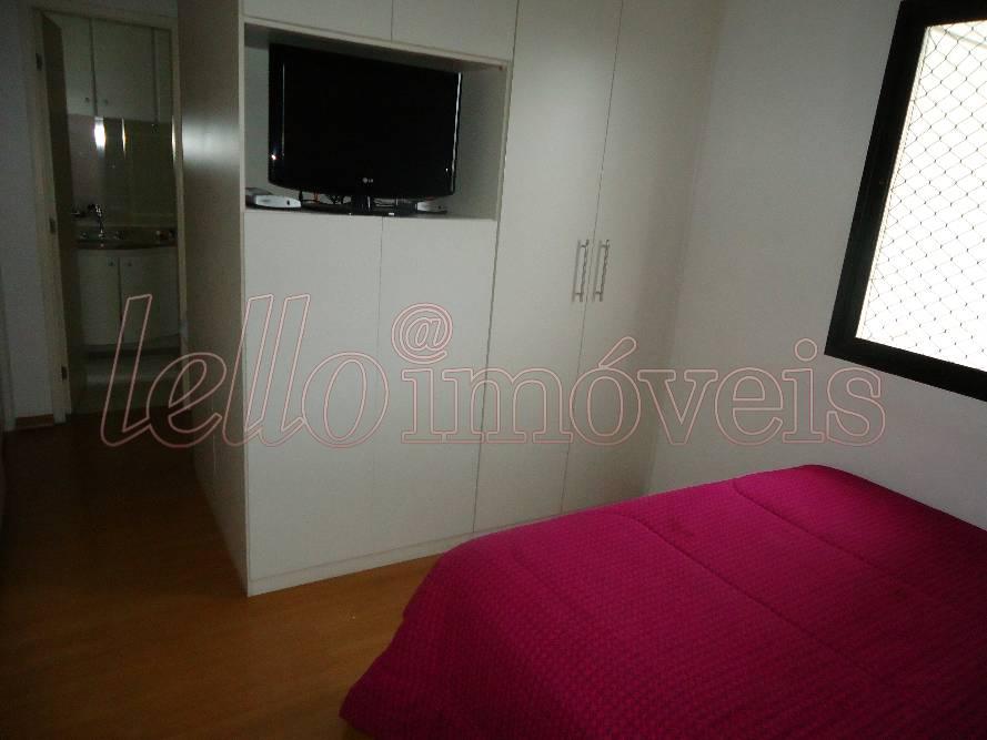 Apartamento para alugar com 3 quartos, 115m² - Foto 17