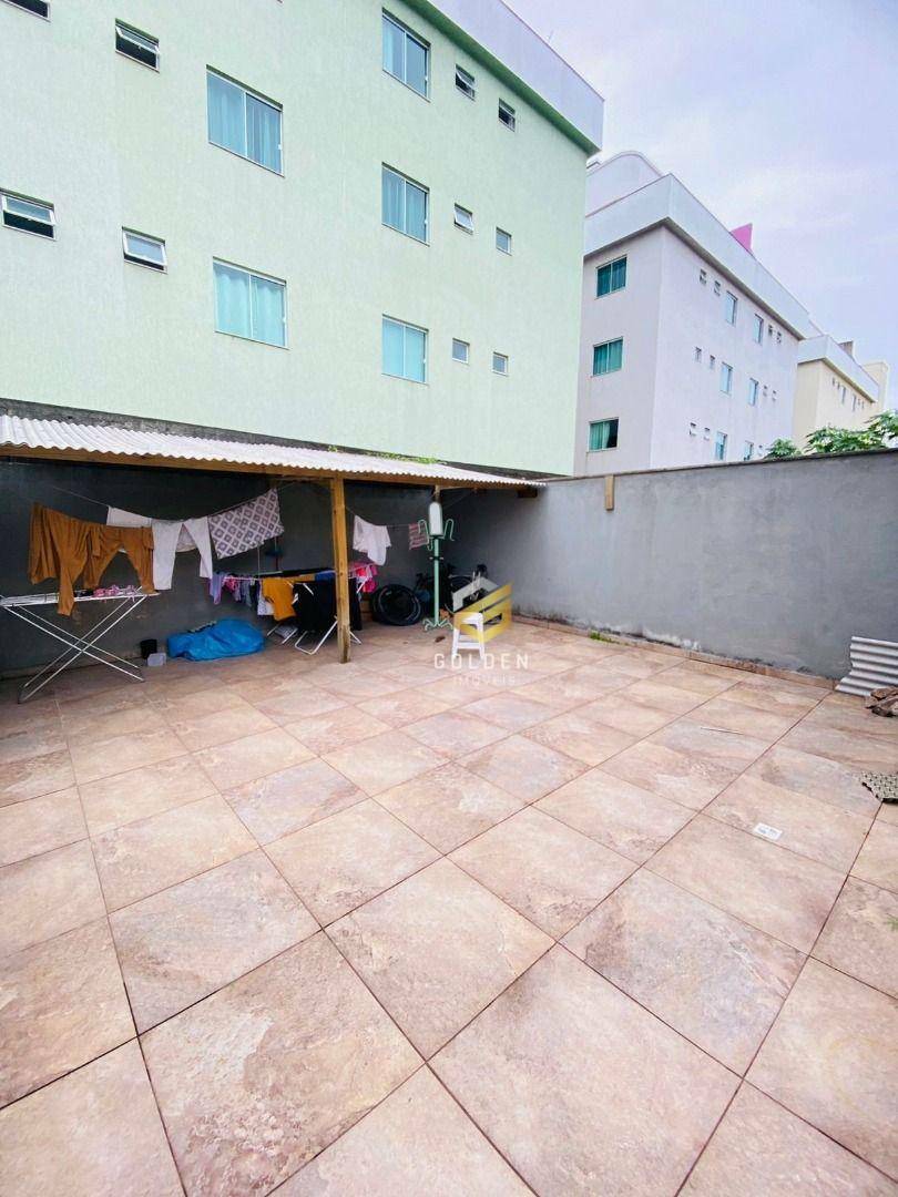 Sobrado à venda com 4 quartos, 129m² - Foto 2