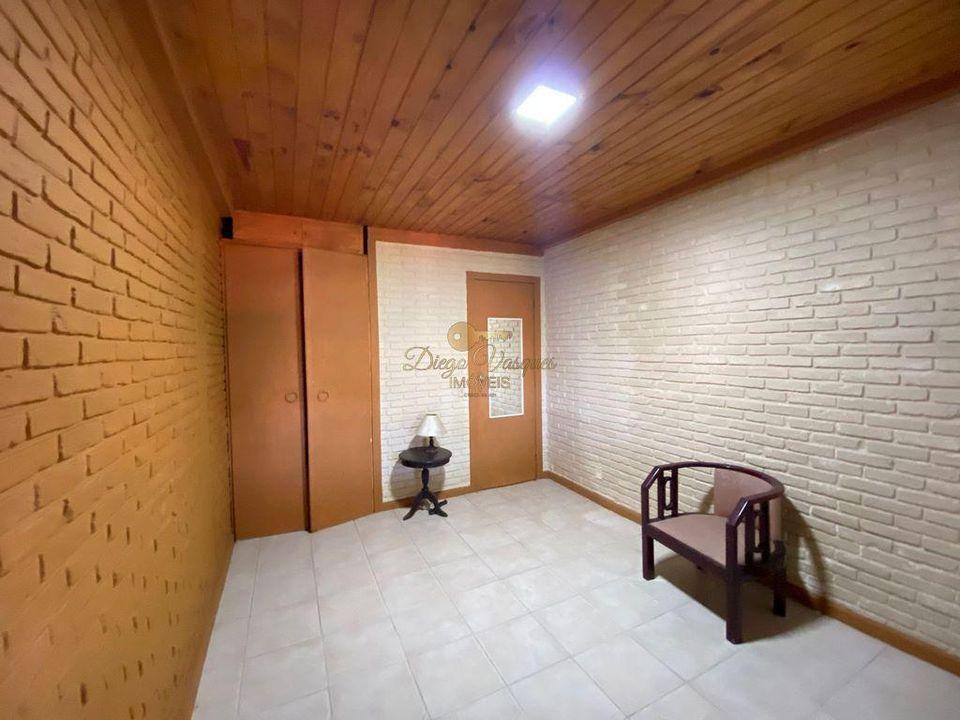 Casa à venda com 4 quartos, 200m² - Foto 24