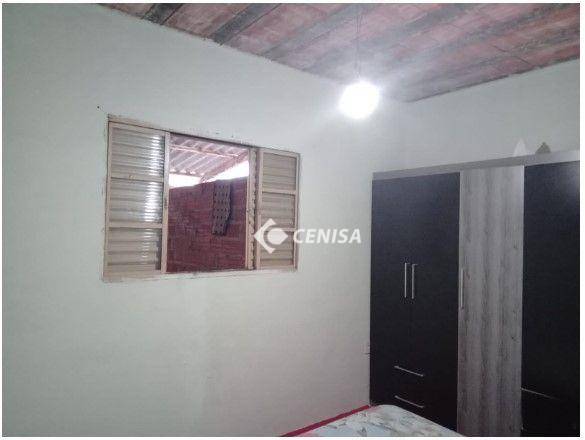 Casa à venda com 5 quartos, 200m² - Foto 9