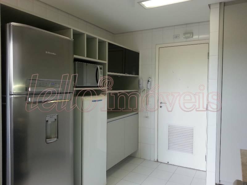 Apartamento para alugar com 4 quartos, 240m² - Foto 19