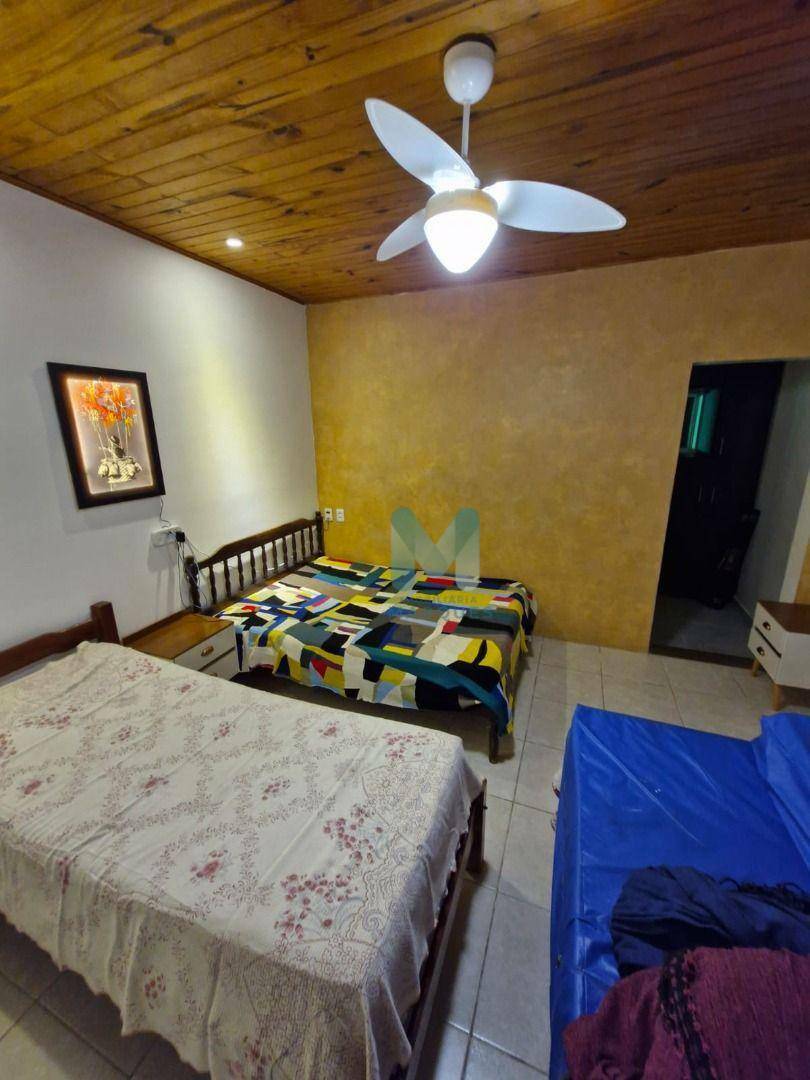 Chácara à venda com 3 quartos, 180m² - Foto 24