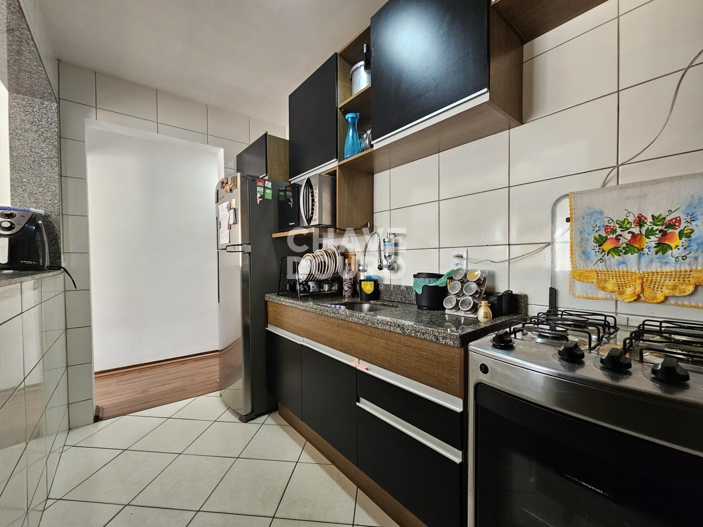 Casa à venda com 2 quartos, 52m² - Foto 10