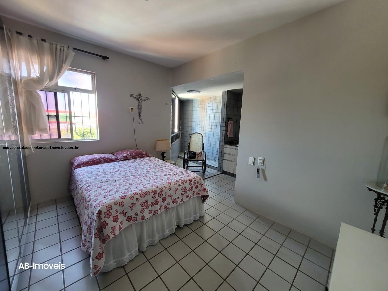 Apartamento à venda com 3 quartos, 17m² - Foto 9