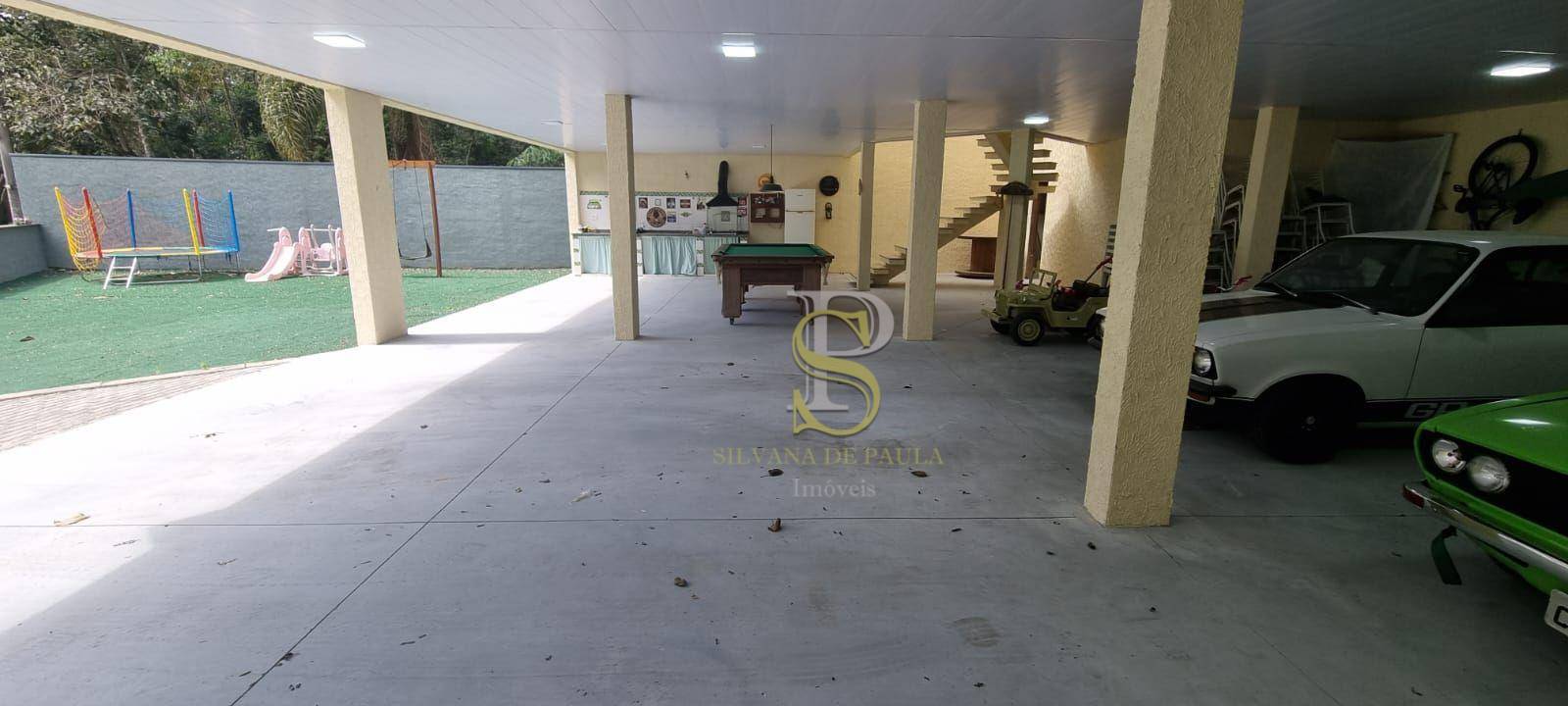 Casa de Condomínio à venda com 4 quartos, 400m² - Foto 43