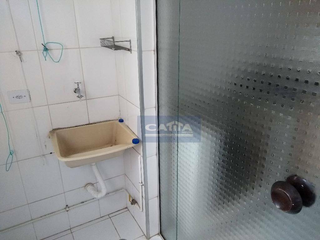 Apartamento à venda com 2 quartos, 44m² - Foto 15