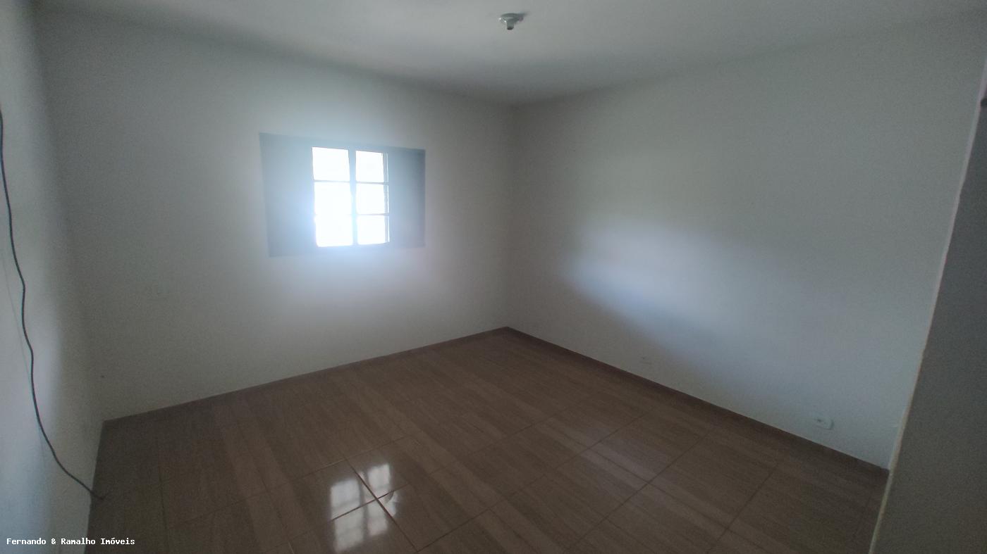 Casa à venda com 2 quartos, 380m² - Foto 15