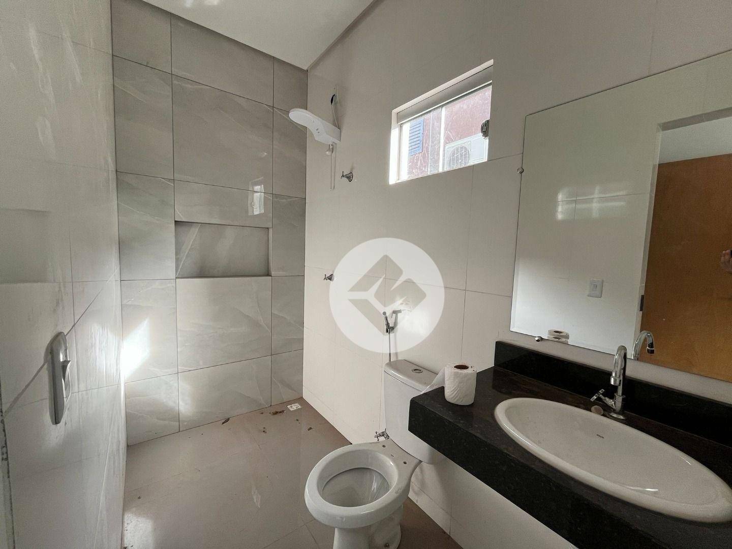 Casa à venda com 2 quartos, 88m² - Foto 11