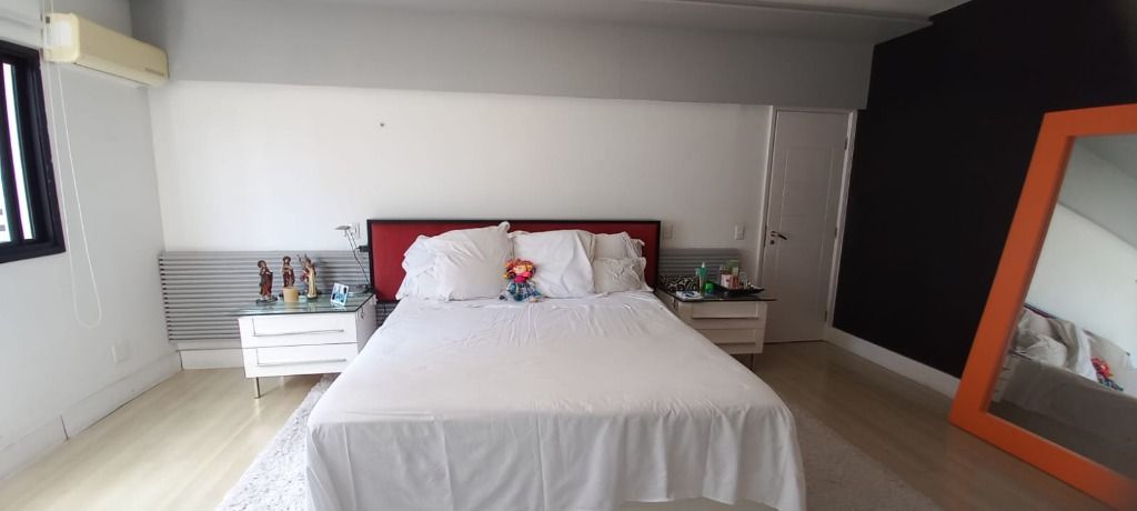 Apartamento à venda com 3 quartos, 270m² - Foto 21