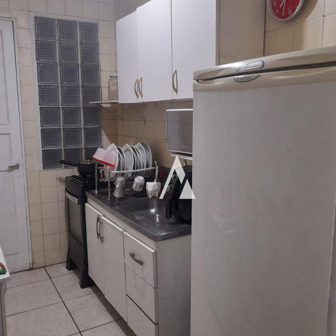 Apartamento à venda com 2 quartos, 57m² - Foto 6