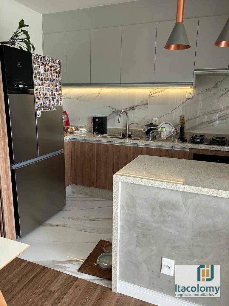 Apartamento à venda com 3 quartos, 83m² - Foto 17