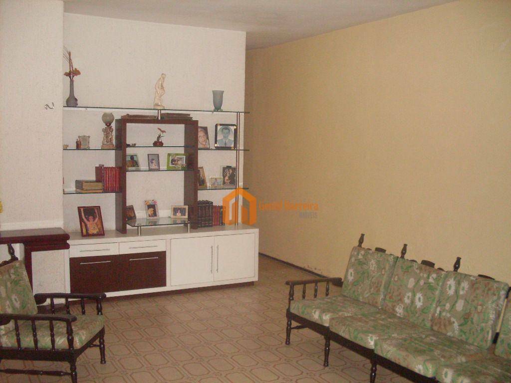 Casa de Condomínio à venda com 4 quartos, 275m² - Foto 5