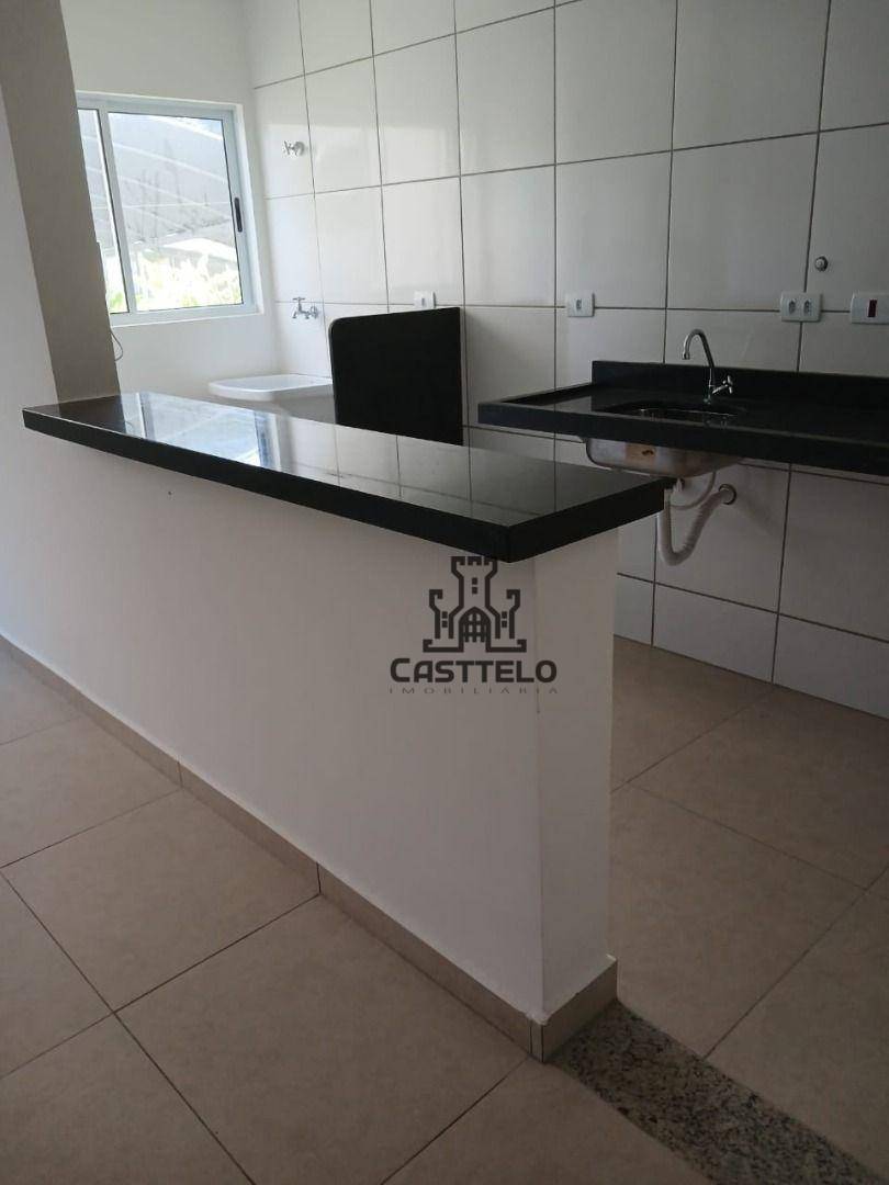 Apartamento à venda com 2 quartos, 64m² - Foto 9