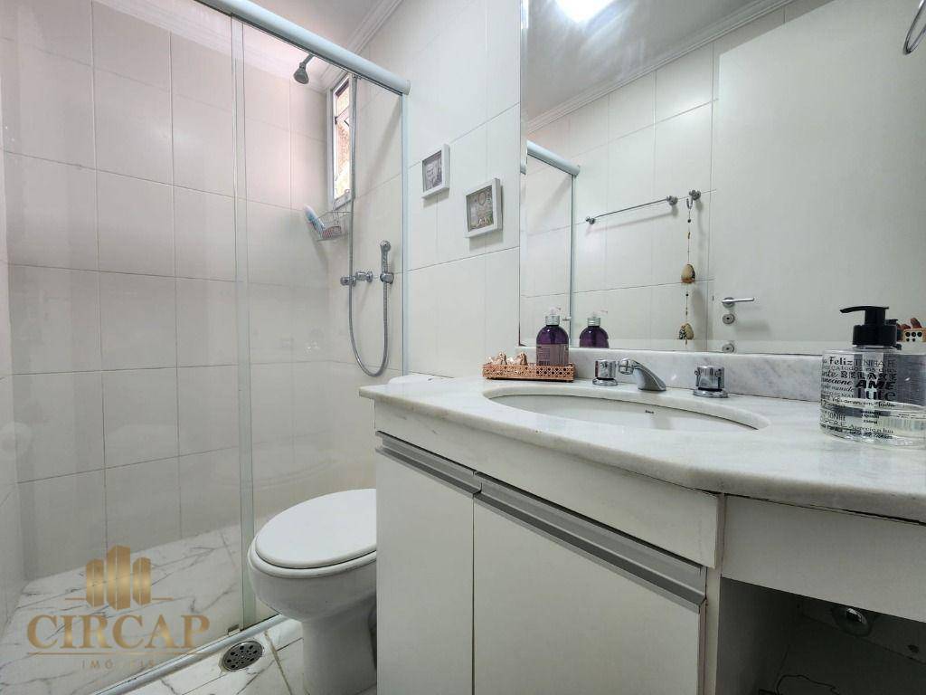 Apartamento à venda com 2 quartos, 60m² - Foto 11