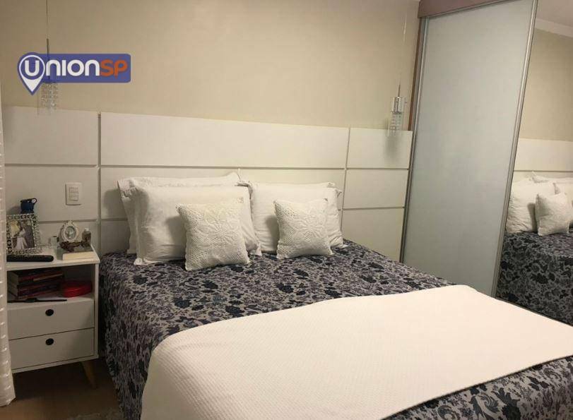 Apartamento à venda com 2 quartos, 70m² - Foto 5