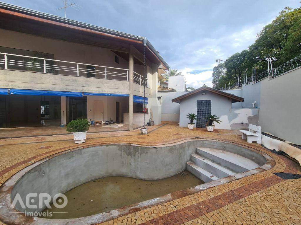 Casa de Condomínio à venda com 3 quartos, 260m² - Foto 2