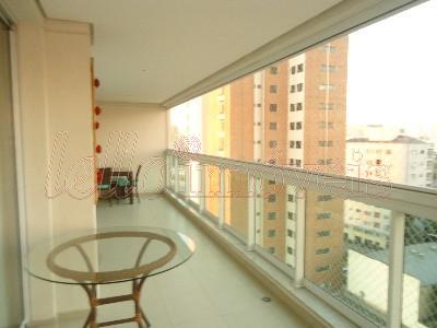 Apartamento à venda com 4 quartos, 228m² - Foto 6