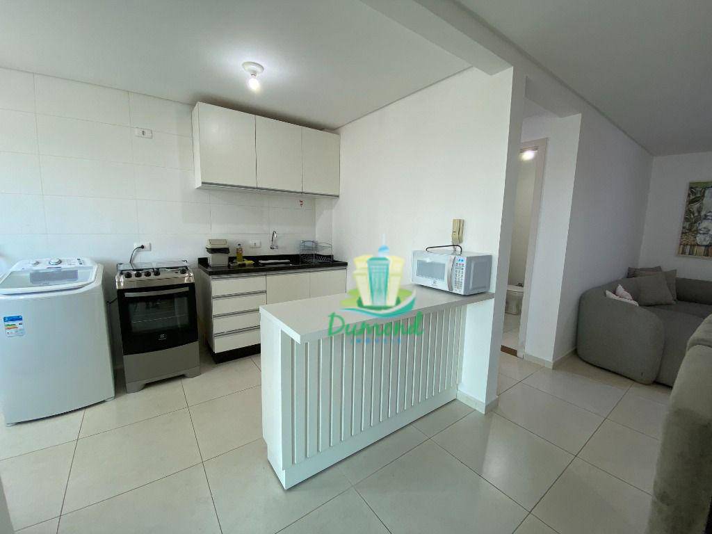 Apartamento para alugar com 3 quartos, 120m² - Foto 8