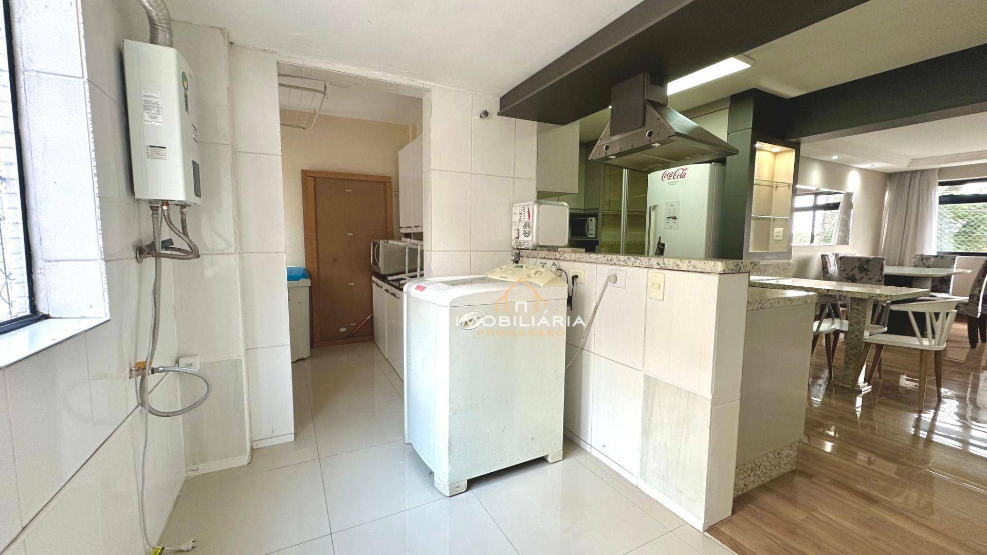 Apartamento para alugar com 2 quartos, 90m² - Foto 12