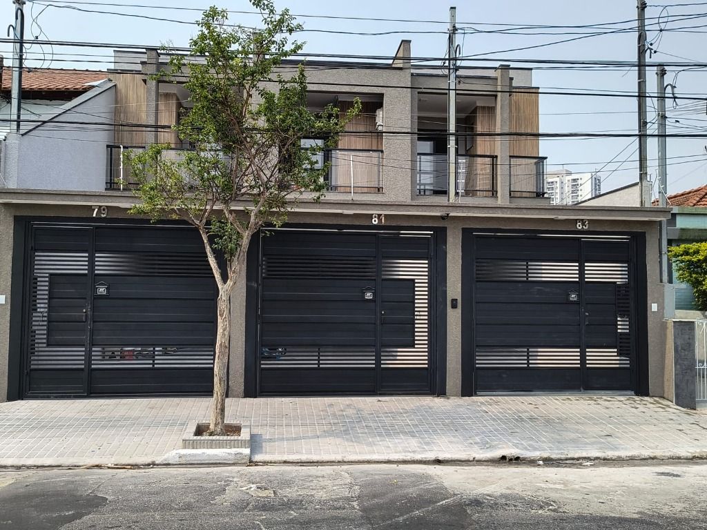 Sobrado à venda com 3 quartos, 140m² - Foto 1