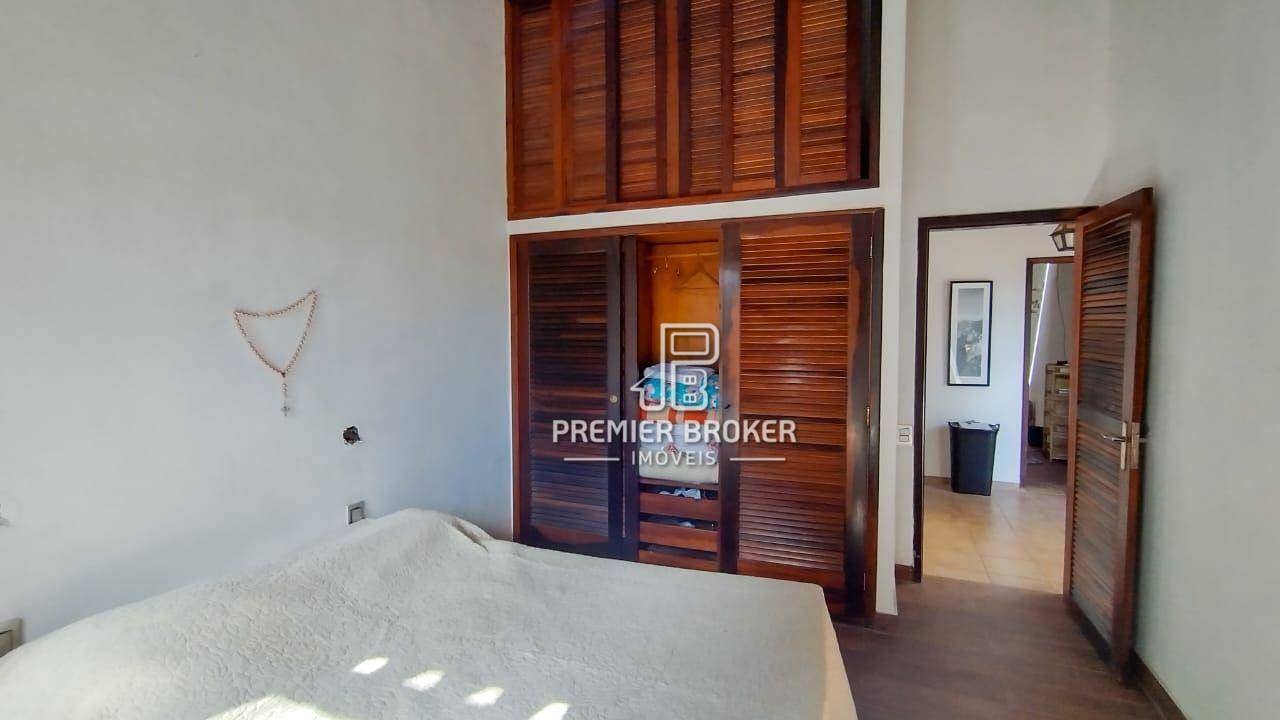 Casa à venda com 4 quartos, 249m² - Foto 24