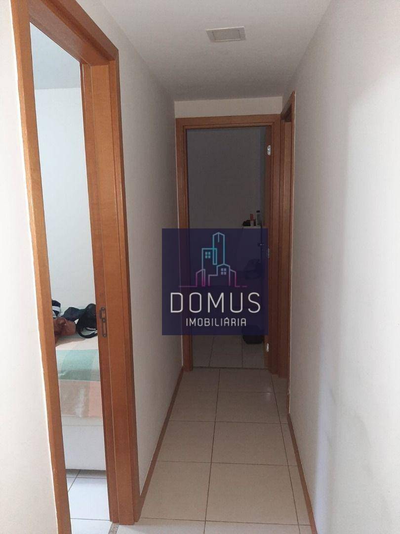 Apartamento à venda com 2 quartos, 70m² - Foto 6