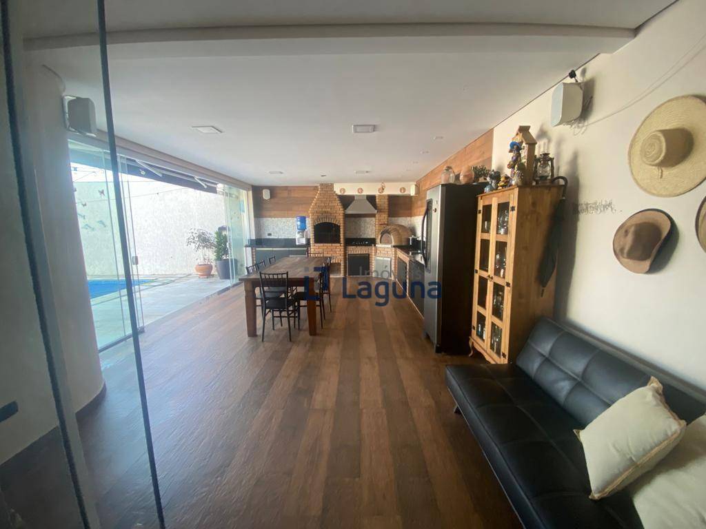 Casa à venda com 4 quartos, 410m² - Foto 50