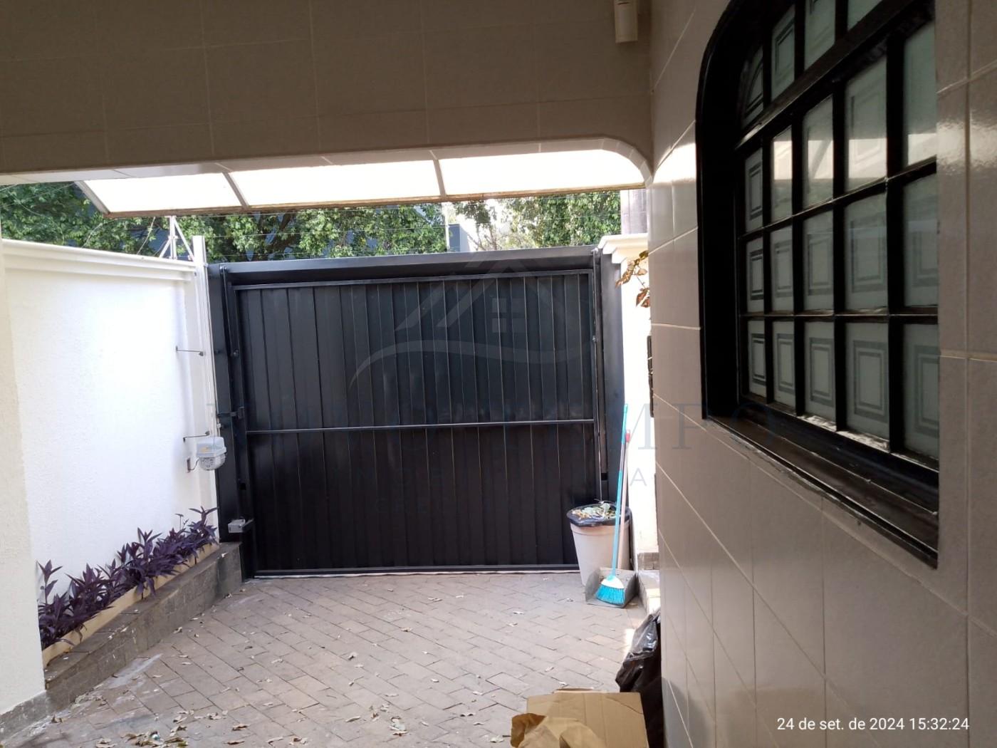 Casa à venda com 3 quartos, 300m² - Foto 22