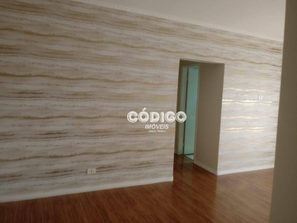 Apartamento à venda com 2 quartos, 76m² - Foto 4