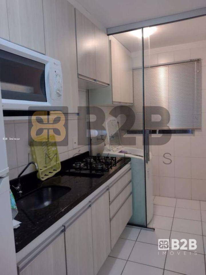 Apartamento à venda com 2 quartos, 48m² - Foto 2