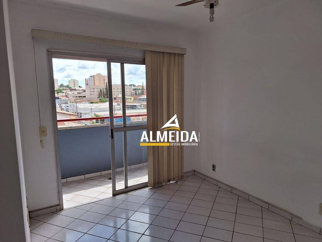 Apartamento, 2 quartos, 131 m² - Foto 2