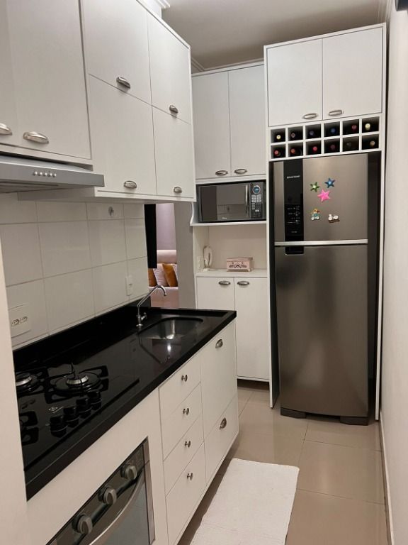 Apartamento à venda com 2 quartos, 45m² - Foto 10