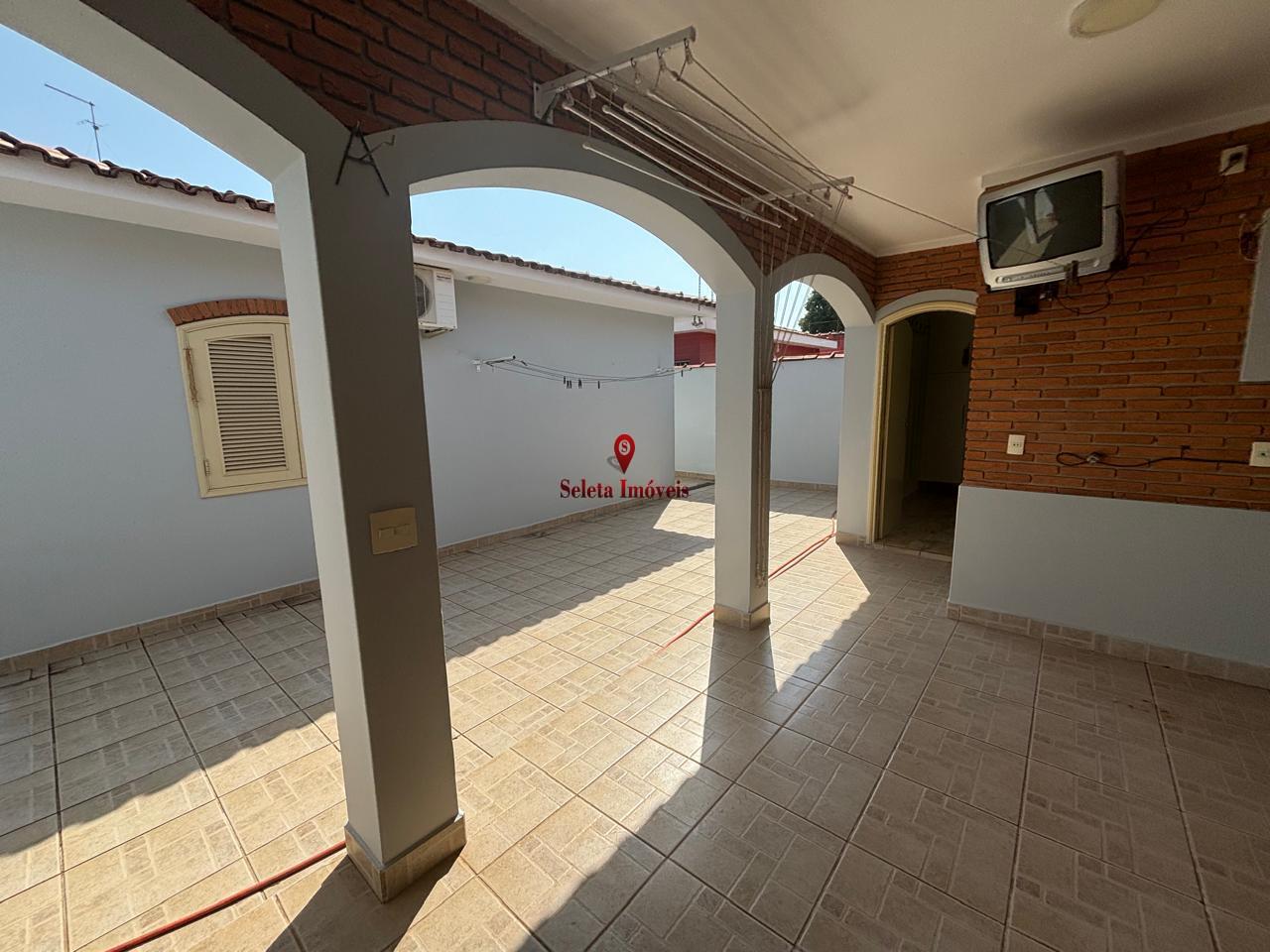 Casa à venda com 3 quartos, 212m² - Foto 34