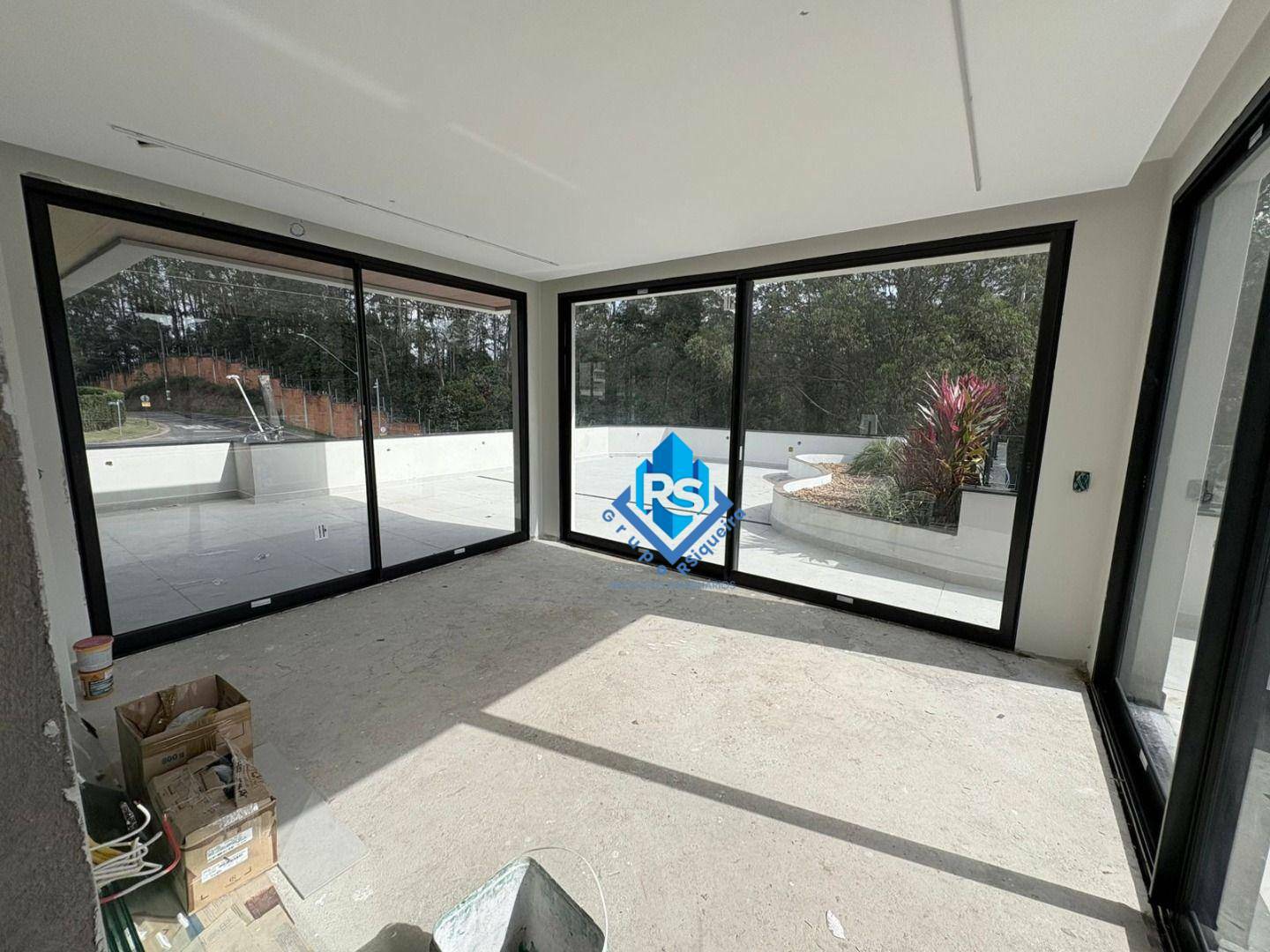 Sobrado à venda com 6 quartos, 650m² - Foto 37