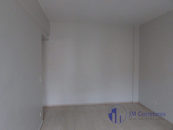 Apartamento à venda com 2 quartos, 64m² - Foto 4