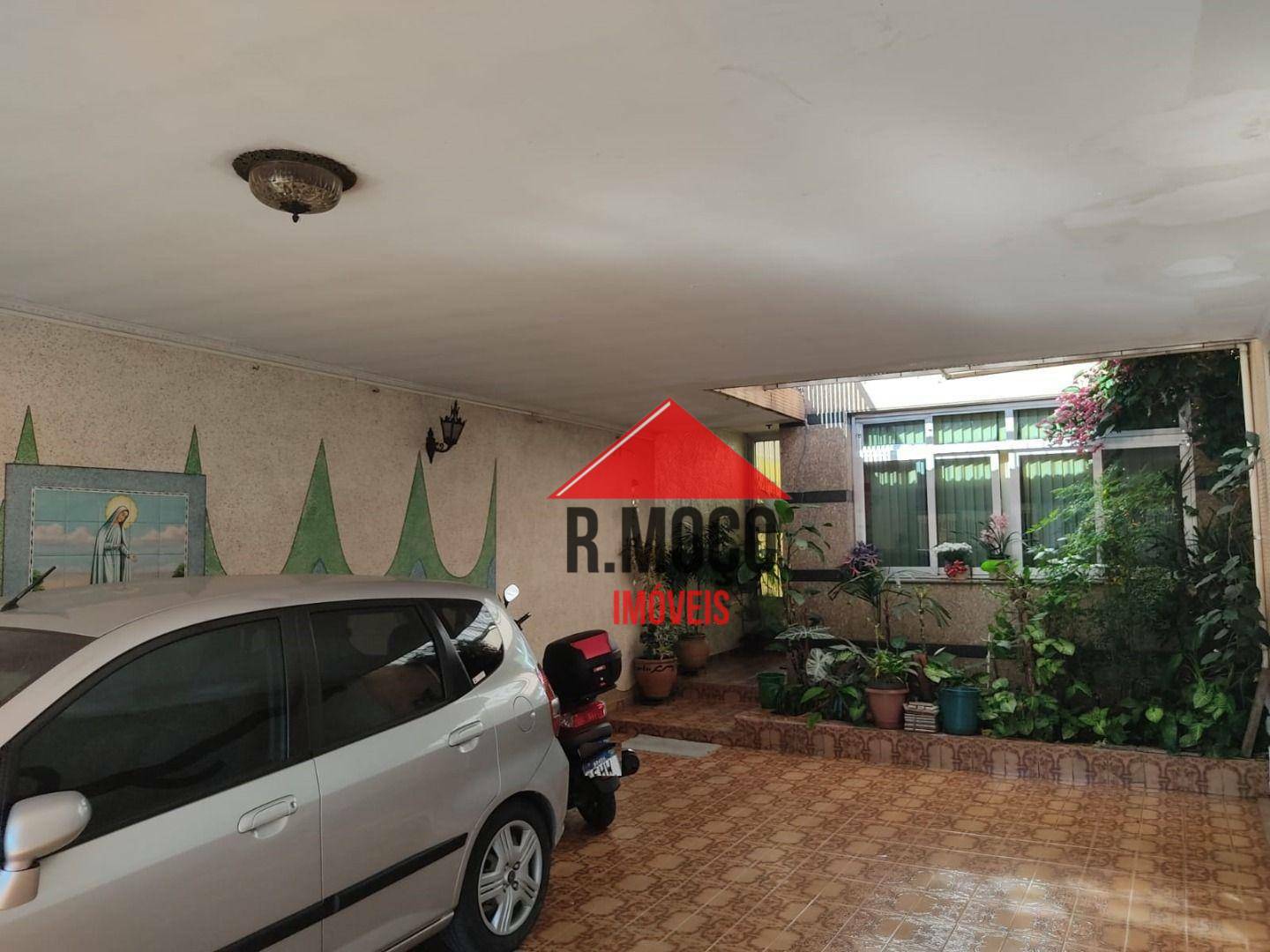 Sobrado à venda com 4 quartos, 185m² - Foto 1