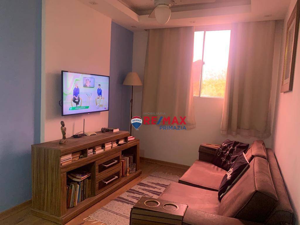 Apartamento à venda com 2 quartos, 44m² - Foto 3