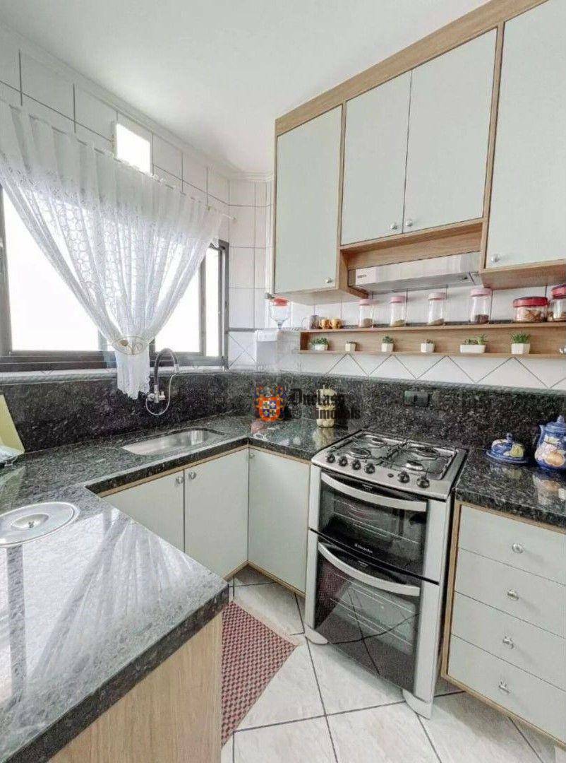 Apartamento à venda com 2 quartos, 63m² - Foto 10