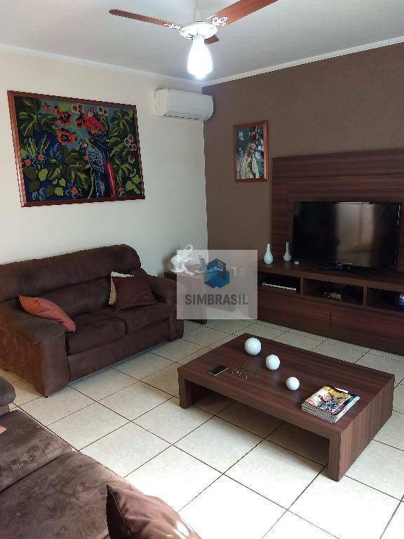 Casa à venda com 3 quartos, 177m² - Foto 3