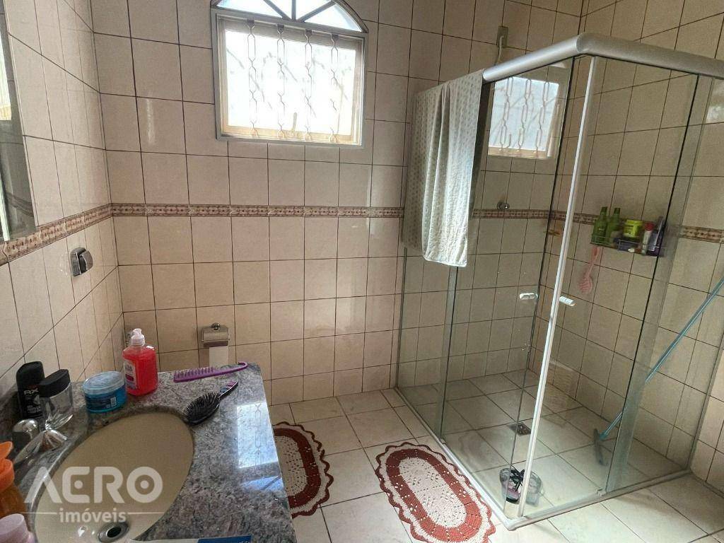Casa à venda com 3 quartos, 128m² - Foto 33