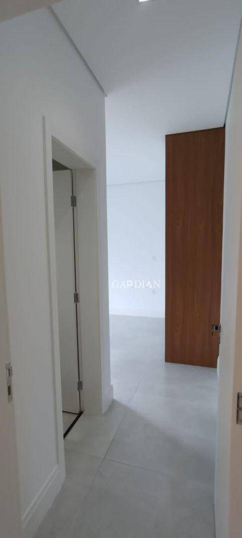 Sobrado à venda com 3 quartos, 198m² - Foto 18