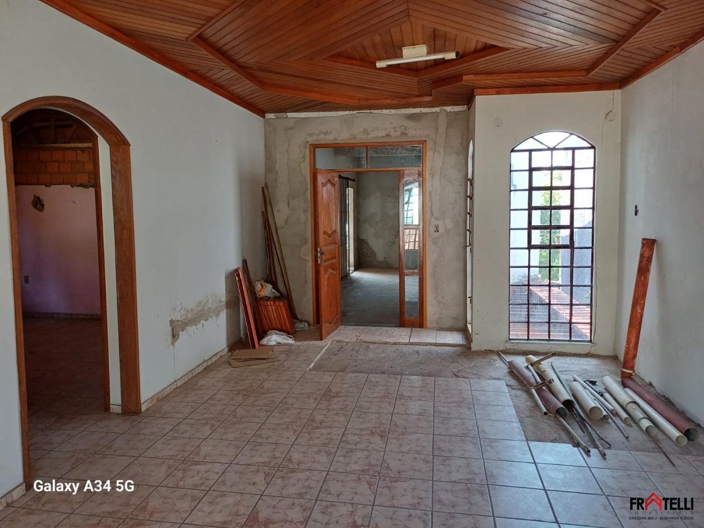 Casa à venda com 6 quartos, 264m² - Foto 24