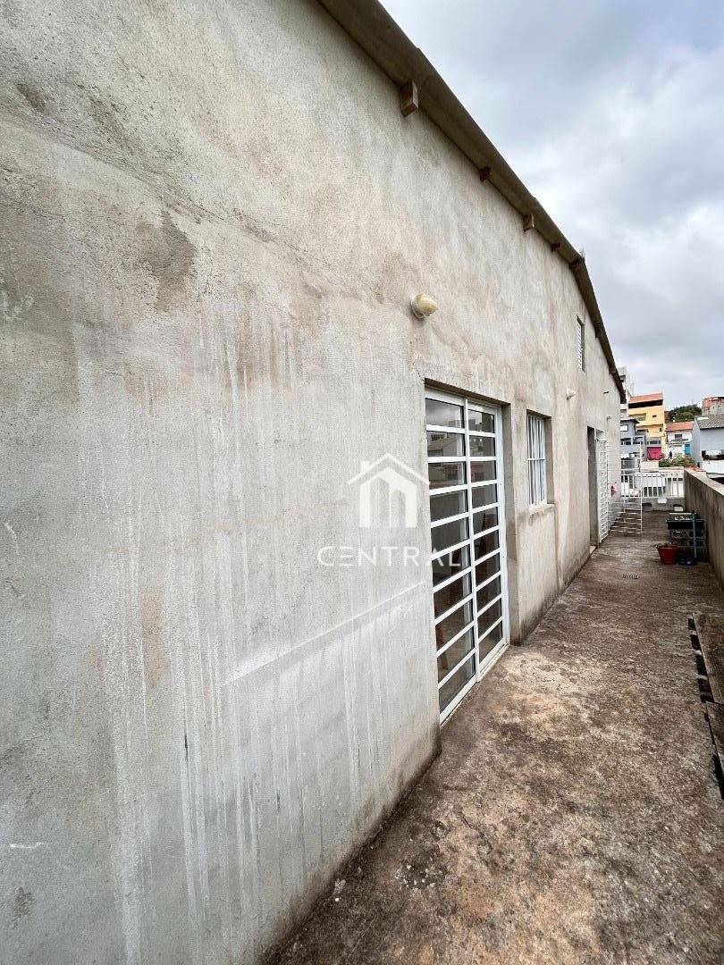 Casa à venda com 2 quartos, 189m² - Foto 3