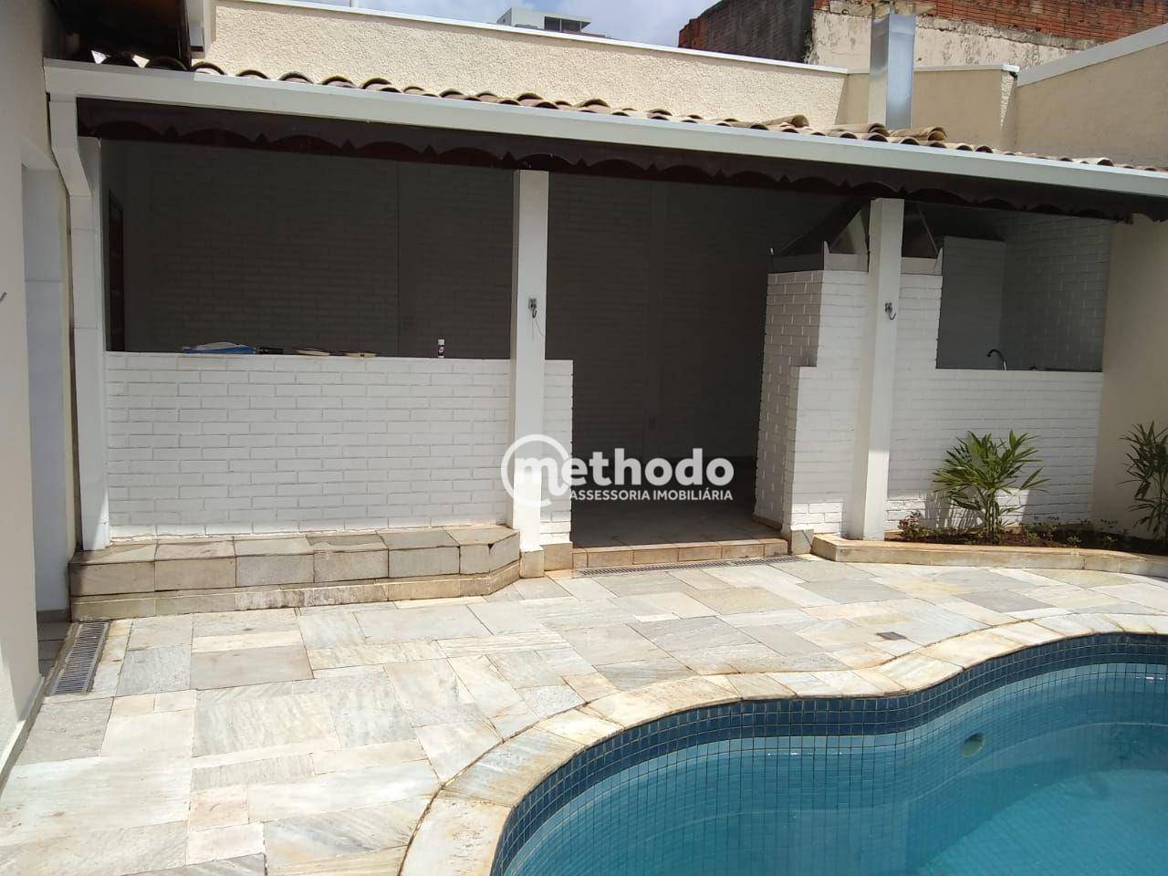 Casa à venda com 3 quartos, 220m² - Foto 23