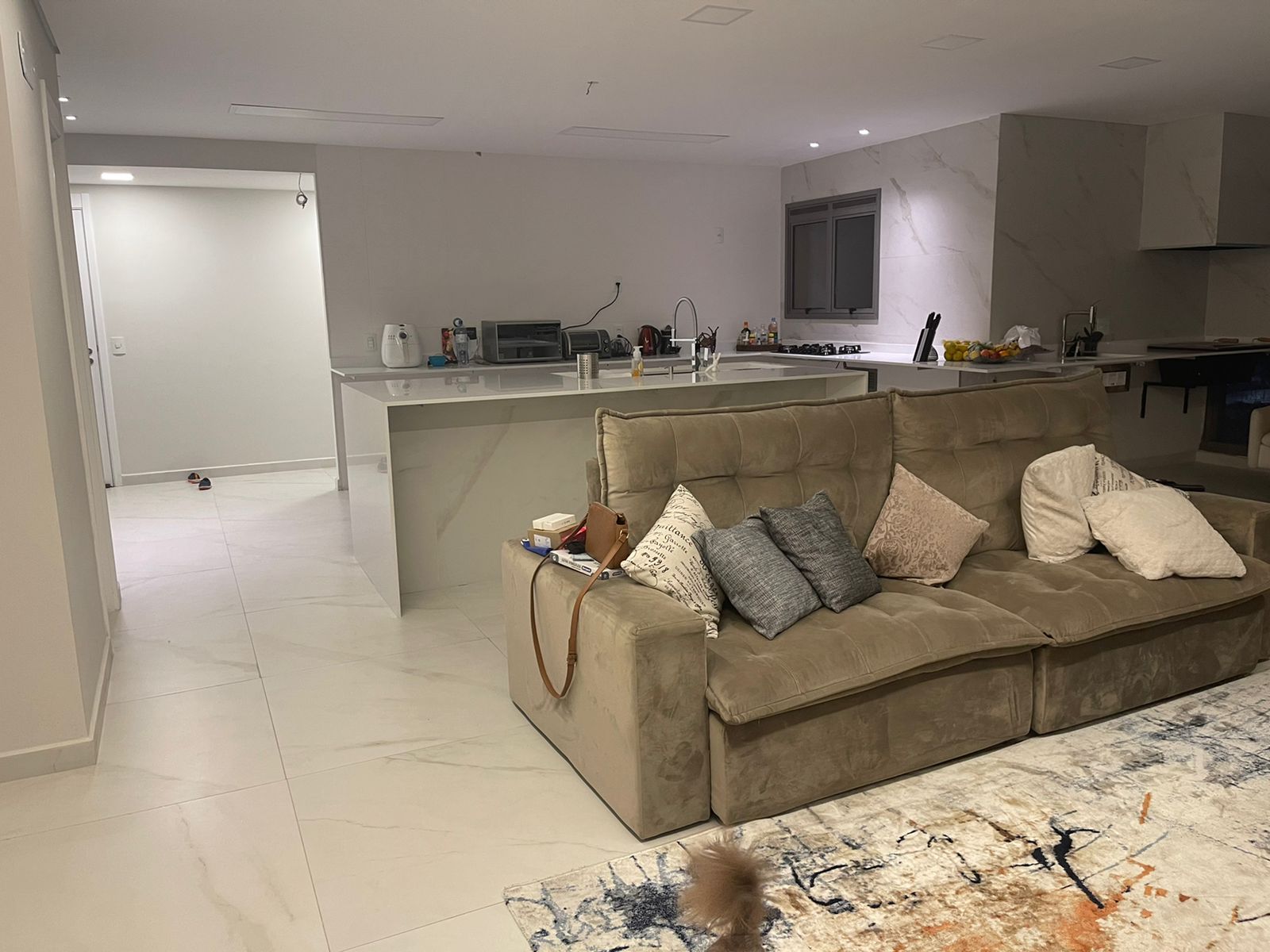 Apartamento à venda com 4 quartos, 160m² - Foto 1