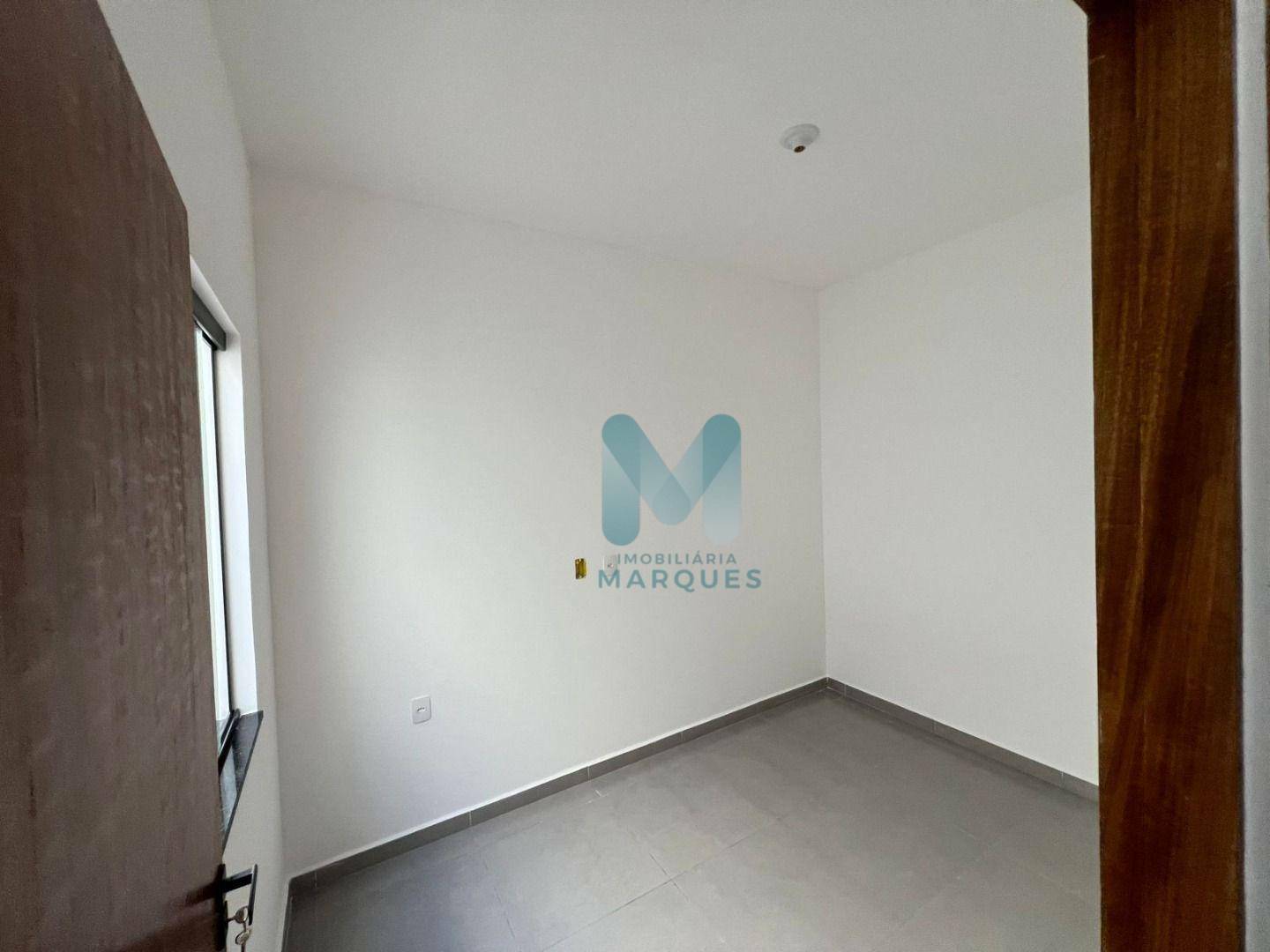 Casa à venda com 2 quartos, 58m² - Foto 9