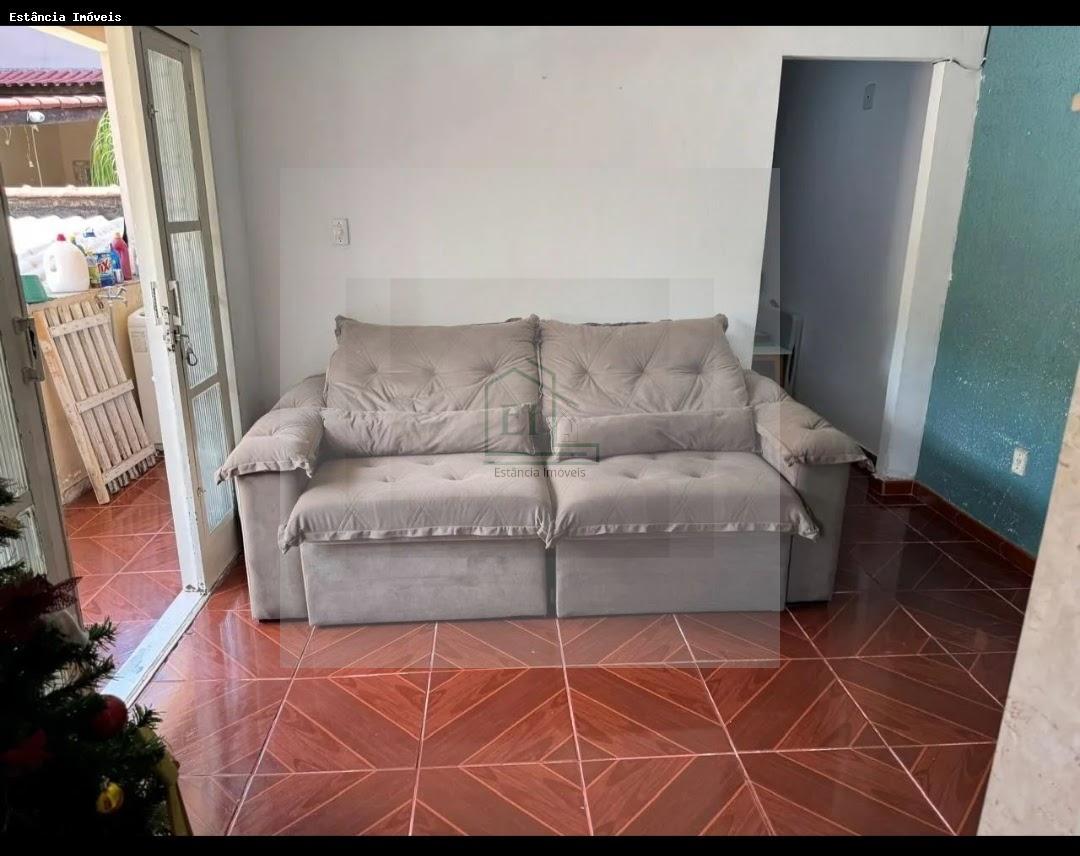 Casa à venda com 3 quartos, 200m² - Foto 4