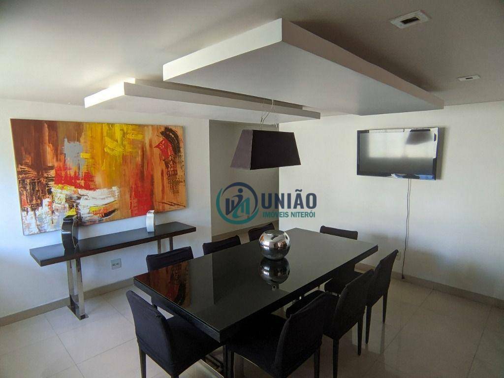 Apartamento à venda com 2 quartos, 75m² - Foto 24